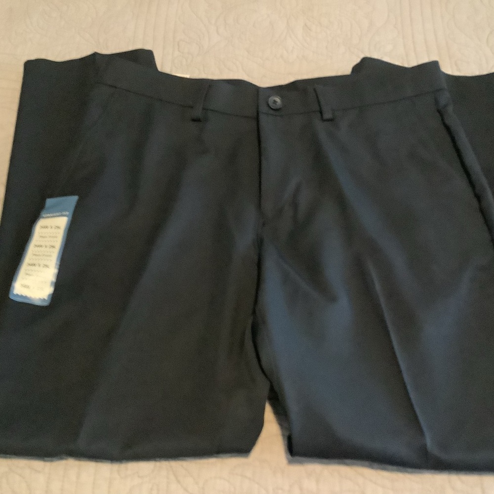 Haggar Black Flat-Front Dress Shorts